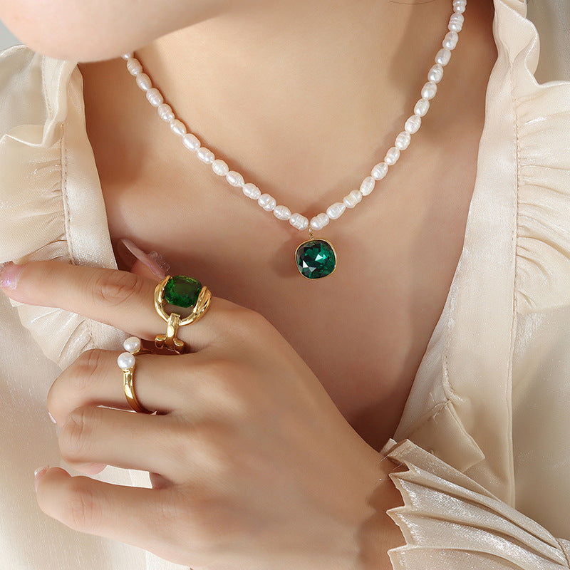French Vintage Freshwater Pearl Pendant Emerald Zircon Necklace